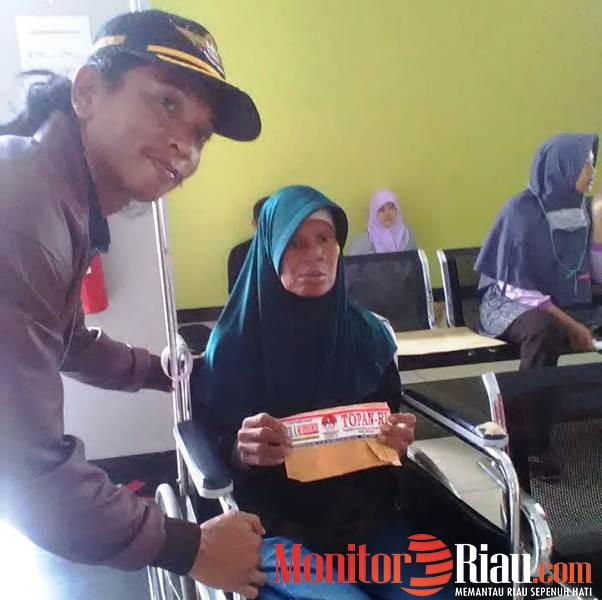 LSM TOPAN-RI Kepri Bantu Perobatan Warga Batu Ampar Batam