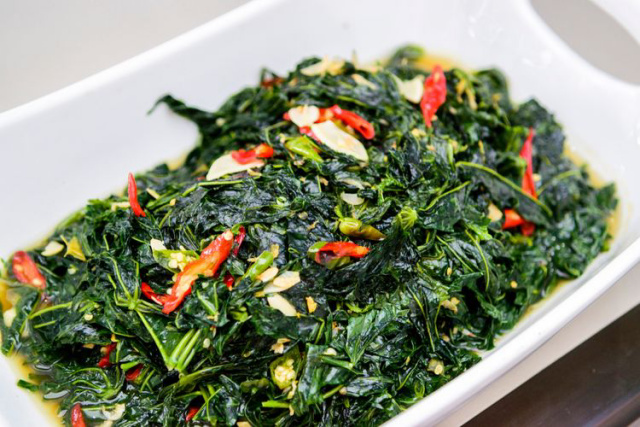 Resep Tumis Daun Singkong, Empuk dan Lezat Tambah Ikan Teri