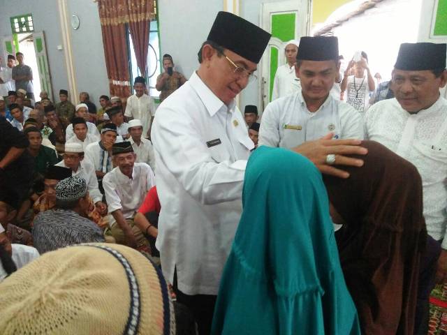 Jelang Hari Raya Idul Fitri, Bupati Santuni Anak Yatim Piatu
