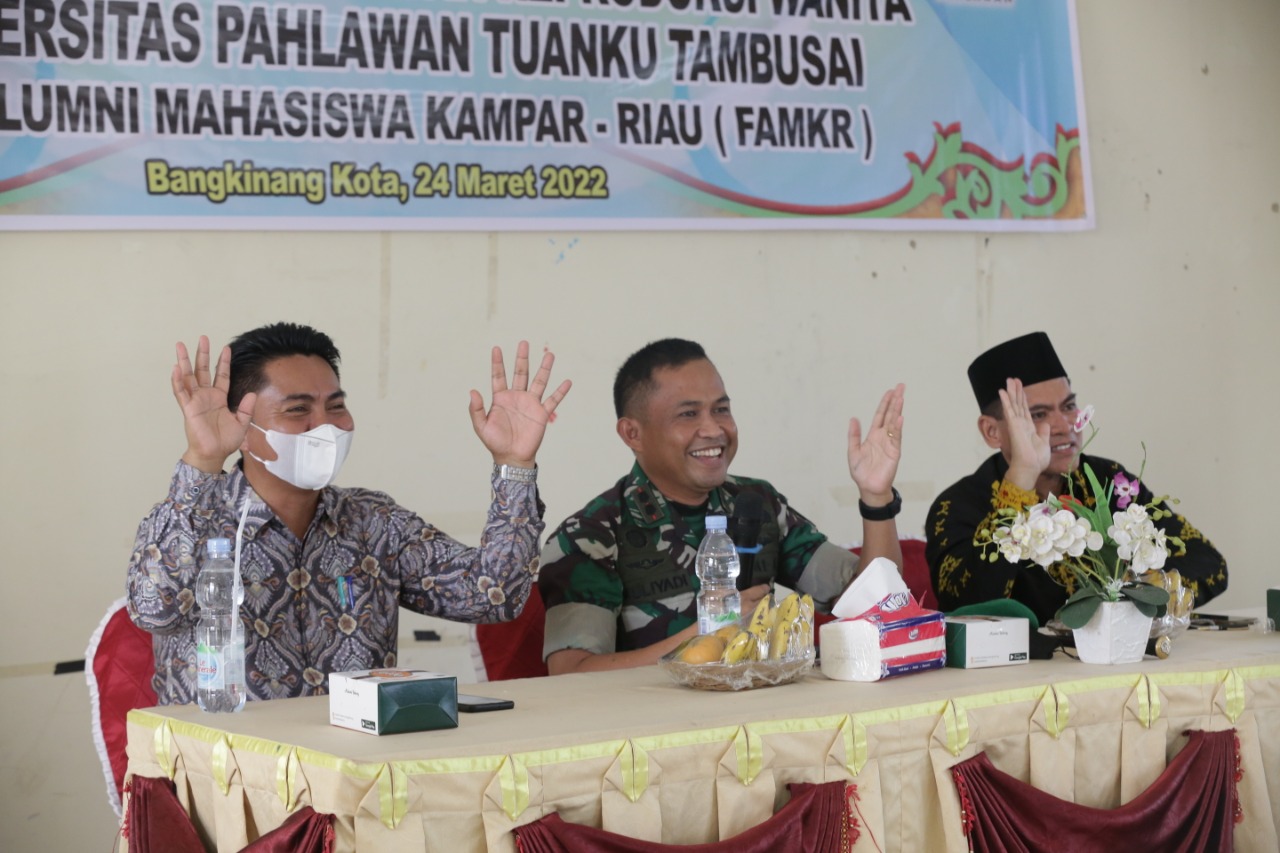 Dandim 0313/KPR Buka Seminar Kesehatan Reproduksi Wanita di Universitas Pahlawan Tuanku Tambusai