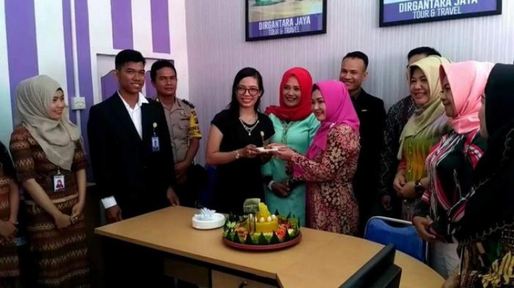 Dirgantara Jaya Tiketing Pesawat, Layani Jemput Bandara