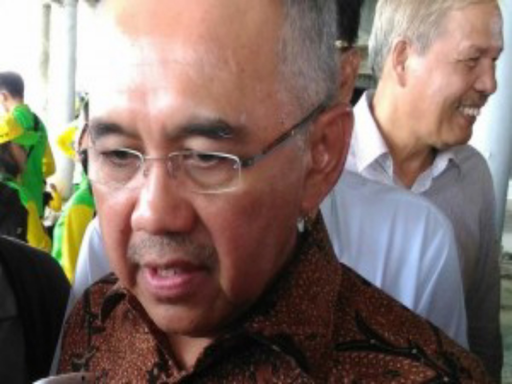 Masuki Musim Penghujan, Gubri Ajak Masyarakat Bersihkan Lingkungan