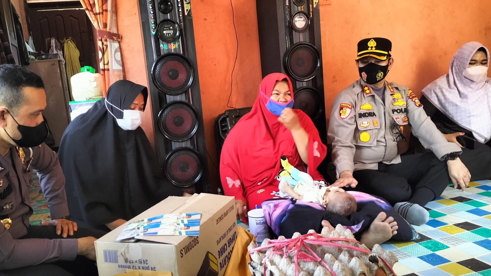 Sentuhan Polres Bengkalis, Bantu Bayi Penderita Gizi Buruk dan Jantung Bocor