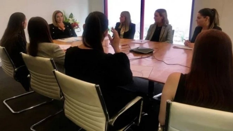 Perjuangan Kaum Perempuan Raih Kesetaran di Dunia Hukum Australia