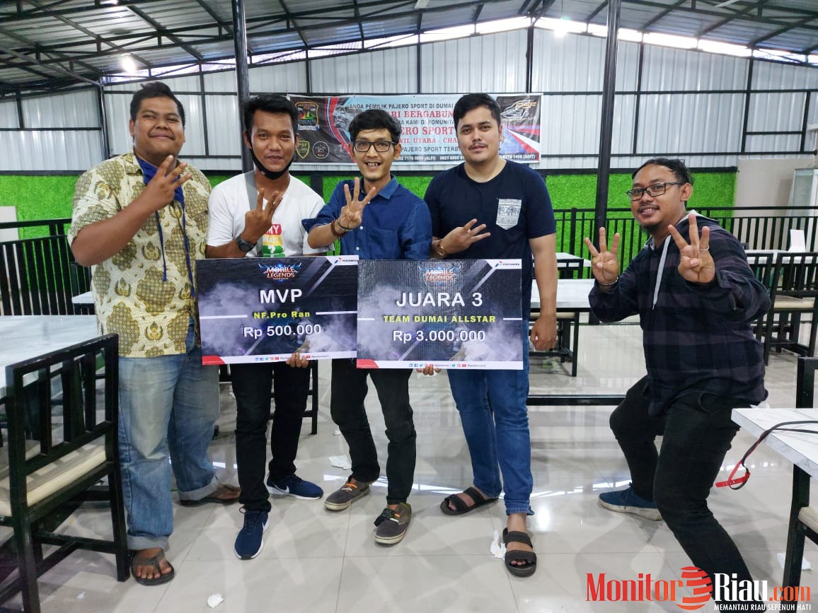 Pertamina Serahkan Hadiah RU II E-Sport Tournament MLBB Antar Wartawan