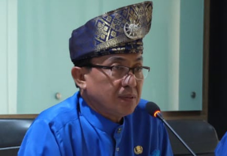 Bupati Inhil Inginkan Petani Kelapa Lebih Kreatif