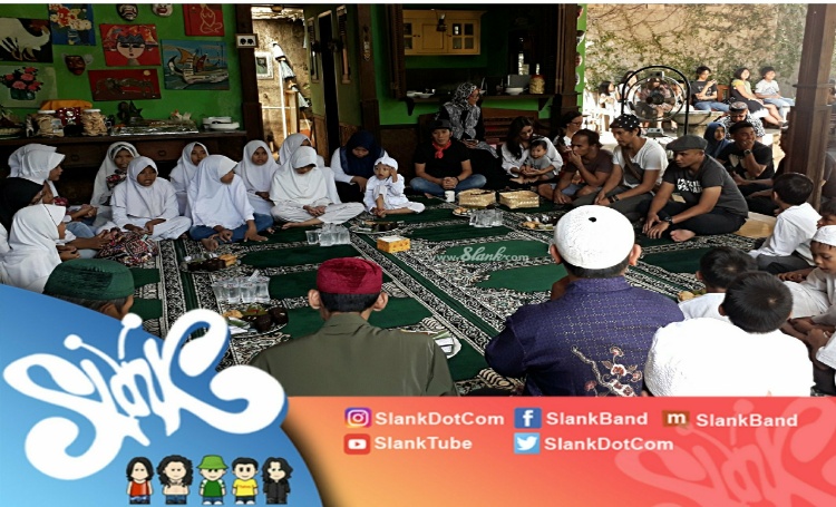 Slank Rayakan HUT ke-34 dengan Pengajian dan Syukuran