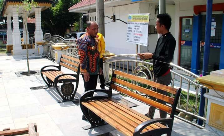 Bupati Labuhanbatu Tinjau Rehabilitasi Trotoar dalam Kota Rantauprapat