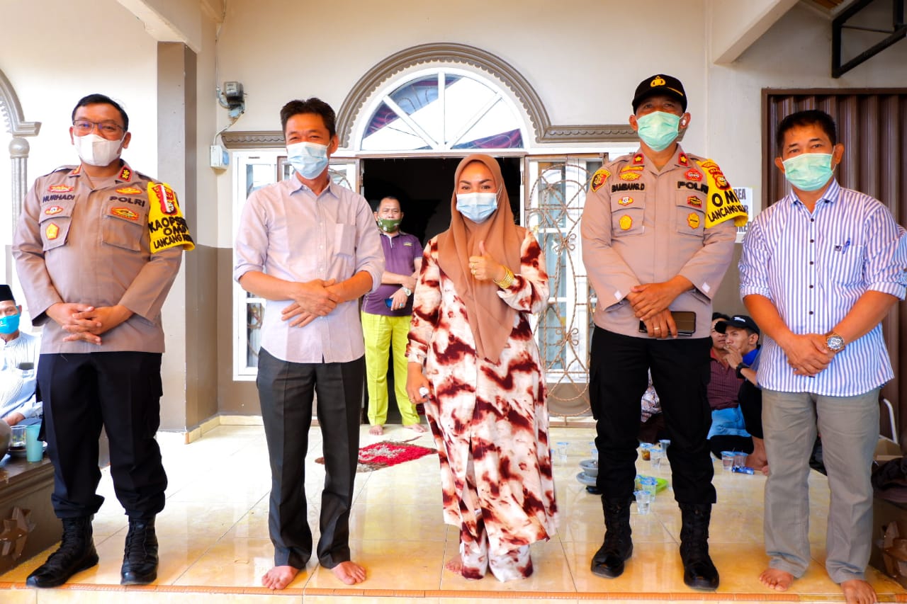 Kapolres Rohil Lakukan Silaturahmi Kerumah Paslon Ahad dan Aman Pasca Pilkada