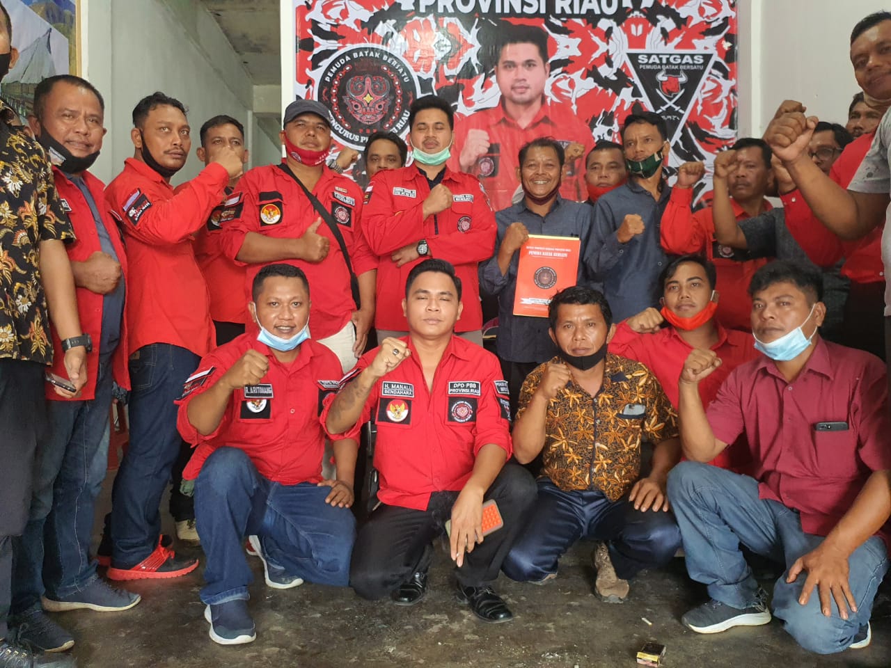 DPD PBB Riau Serahkan SK Definitif PBB Rohul