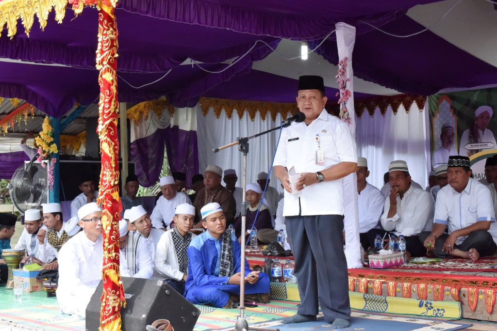 Staf Ahli Bupati Inhil Hadiri Haul Tiga Ulama di Desa Sungai Ambat