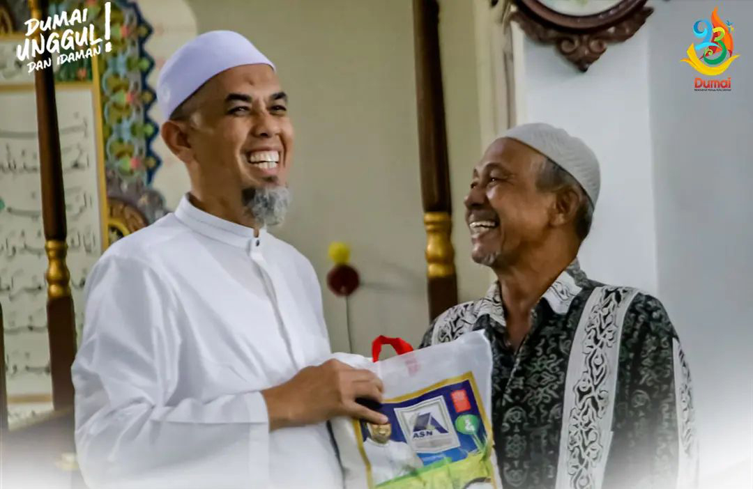 1300 Guru Ngaji Terima Bantuan Dari Pemko Dumai