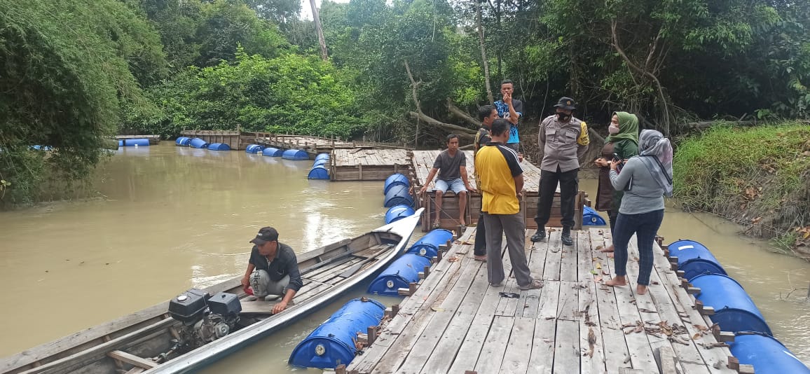 Diduga Diracuni, 200 Kilogram Ikan di Keramba Jaring Apung Mati
