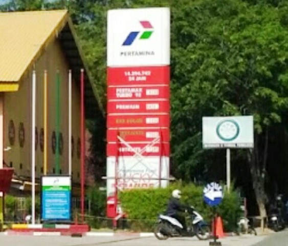 Pengawas SPBU Lubuk Baja Kota Batam Suap Wartawan