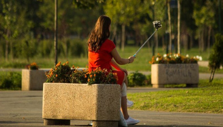 Apakah Saya Kecanduan ''Selfie''? Buktikan dengan Tes Ini