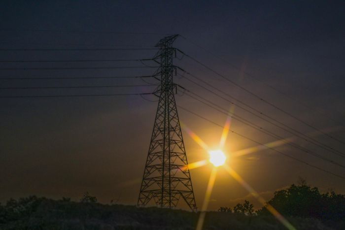 Gubernur Riau Optimis Program Riau Terang 2020 Tercapai