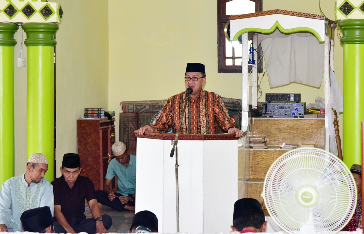 Wabup Inhil Hadiri Peringatan Maulid Nabi di Keritang