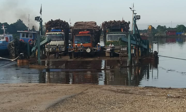 Banjir Mulai Surut, Jalan Akses Beberapa Wilayah Mulai bisa Dilalui Kendaraan