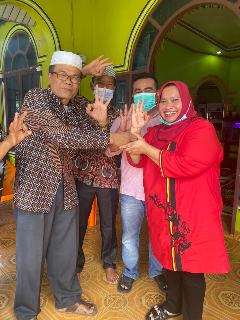 Dukung Kasmarni, Imam Suharto Saudagar Emas di Duri Ini Langsung Disematkan Pin KBS