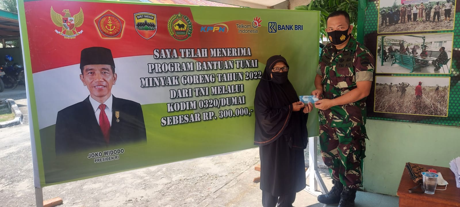 Koramil 02/Bukit Kapur Salurkan Bantuan Tunai Minyak Goreng Tahun 2022