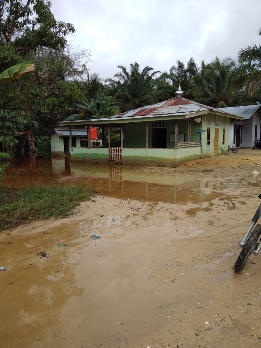 Batang Nilo Meluap 174 KK Butuh Bantuan