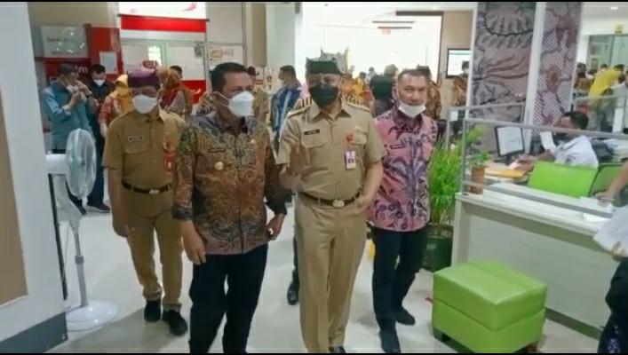 Gubernur Ansar Boyong Bupati Se-Kepri Lihat Mall Pelayanan Publik di Banyuwangi
