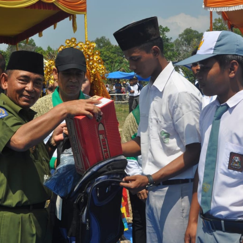 Program Pelalawan Cerdas Hasilkan SDM yang akan Membangun Kabupaten Pelalawan