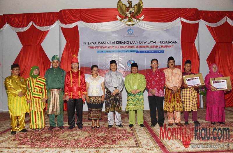 Bupati Amril Ajak Seluruh Guru Sejarah dan IPS se-Indonesia Geliatkan Sejarah Lokal Daerah