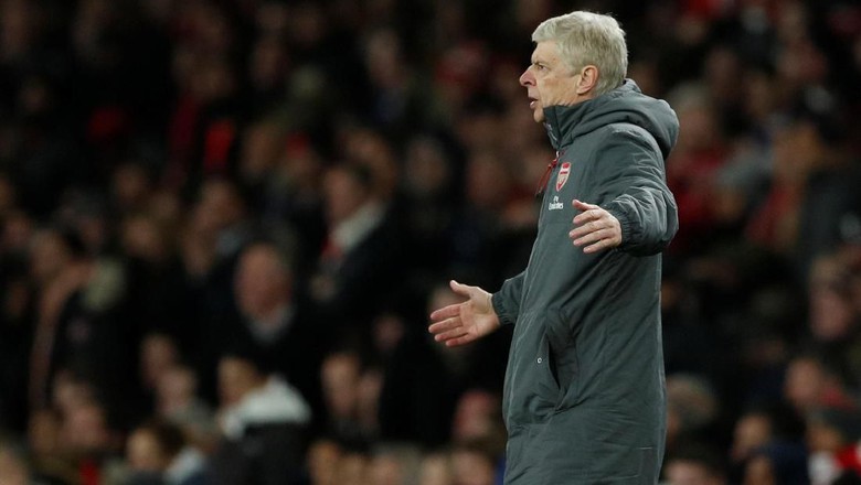 Wenger Kritik Penalti untuk Chelsea