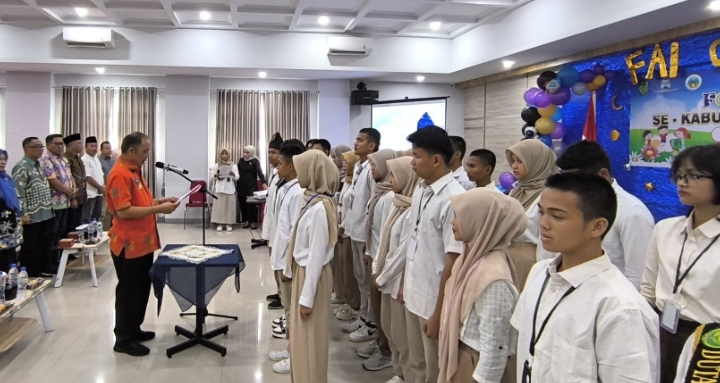 Pj Bupati Inhil Kukuhkan Pengurus Forum Anak dan Duta Anak Masa Bakti Tahun 2024