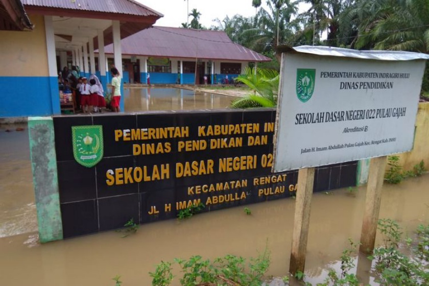 Sekolah di Inhu Terpaksa Diliburkan Karena Banjir
