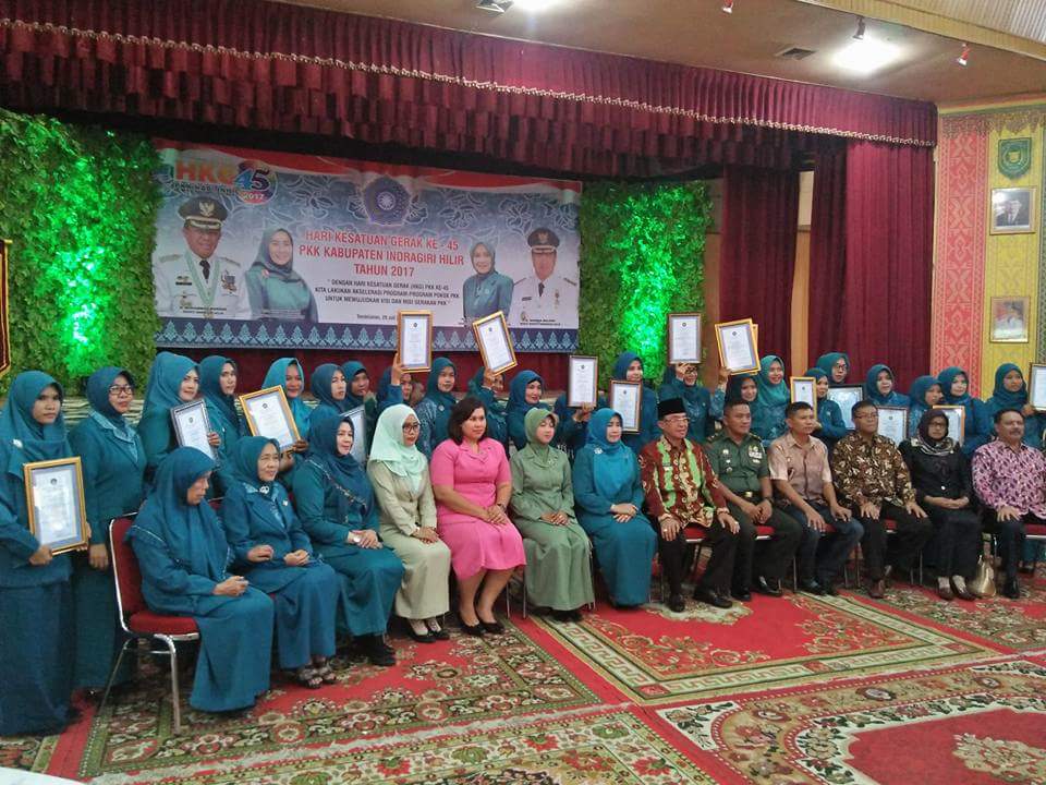 Bupati Wardan Hadiri Puncak Jambore PKK Ke-4 Tahun 2017