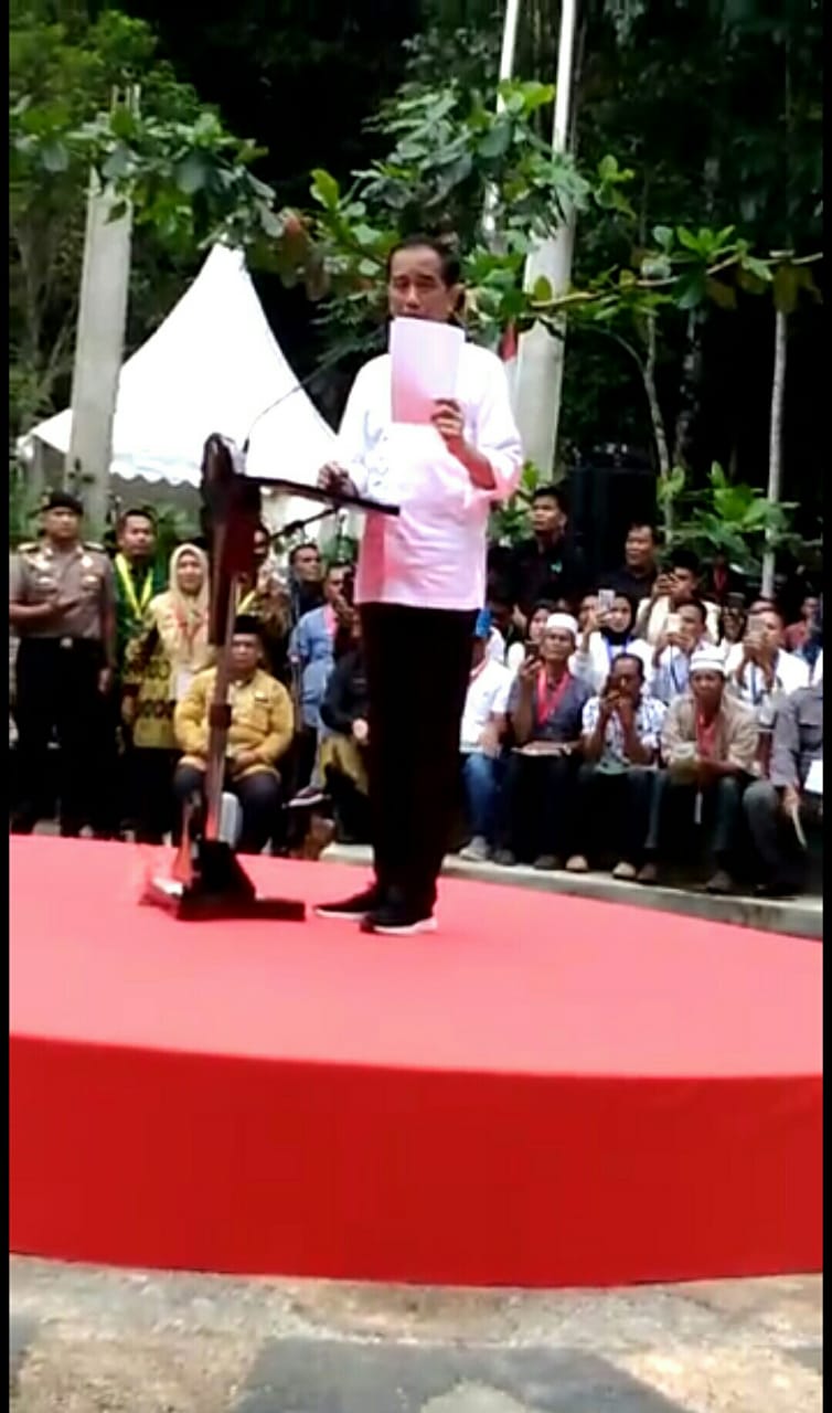 Jokowi: Gubernur dan Kapolda, Tolong Cek Lapangan. Ditunggu Laporannya di Jakarta