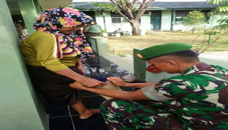 Warga Rohul Ini dengan Haru Ucapkan Terimakasih Kepada TNI