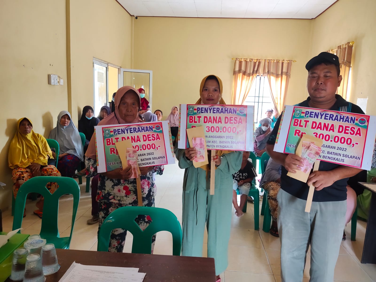 Sebanyak 148 Warga Terima BLT Dari Pemdes Air Kulim