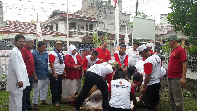 Pelaksanaan Kurban DPC Gerindra Dumai Sukses