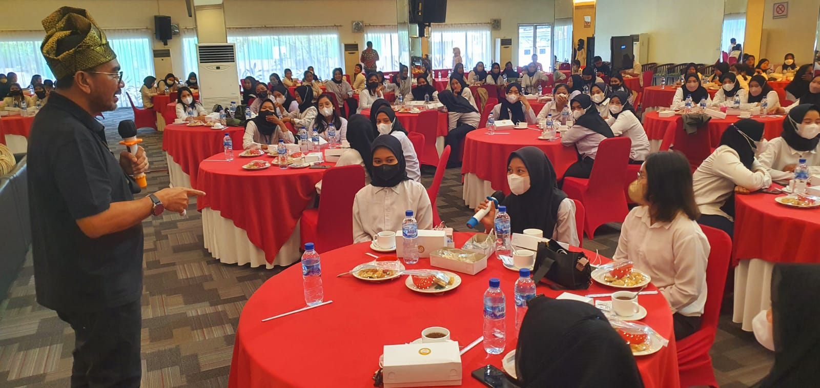 Erick Thohir : Dukung Ekonomi Kerakyatan, BUMN Bantu Permodalan 12.700 Entrepreneur di Dumai - Riau