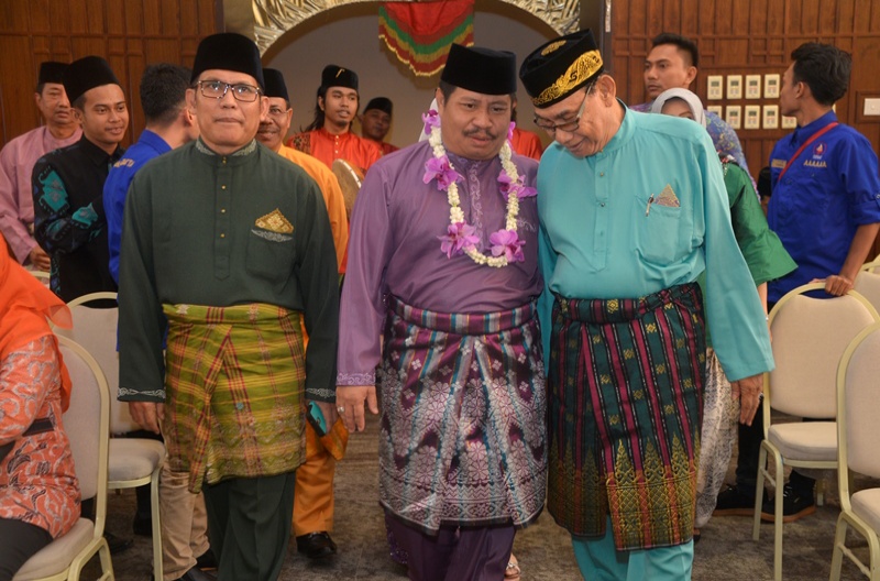 Bupati Amril: Gunakan Media Sosial Sebagai Media Interaktif