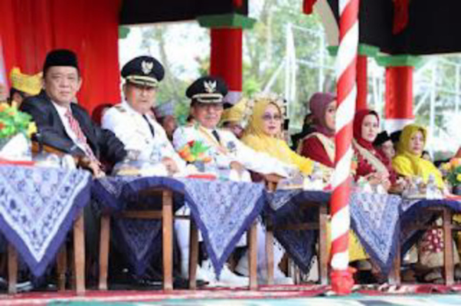 Wakil Ketua Edi Gunawan Hadiri Upacara HUT Republik Indonesia Ke-78