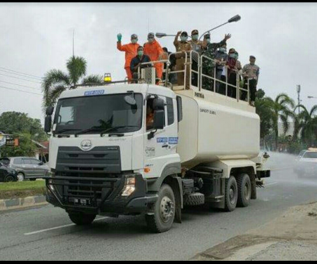 PT RAPP Sumbang Desinfektan 27.000 Liter Untuk Penyemprotan Atasi Covid19 di Pangkalan Kerinci