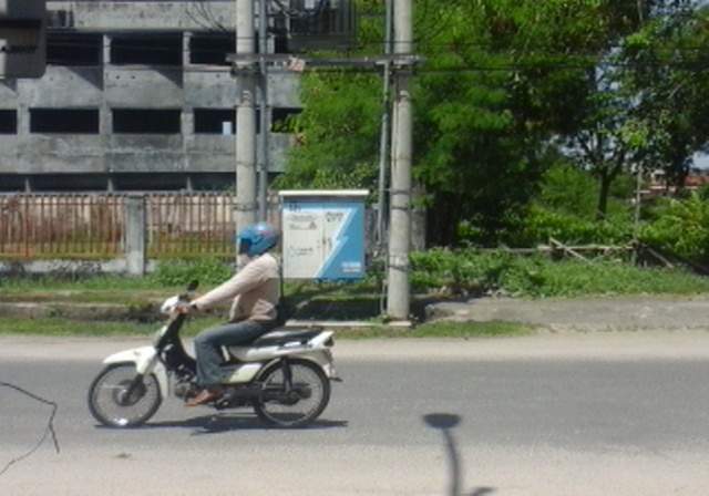 Travo PLN di Jalan Merdeka Mengeluarkan Asap