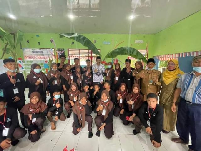 Kadisdik Inhil Kunjungi Sejumlah Sekolah di Kemuning