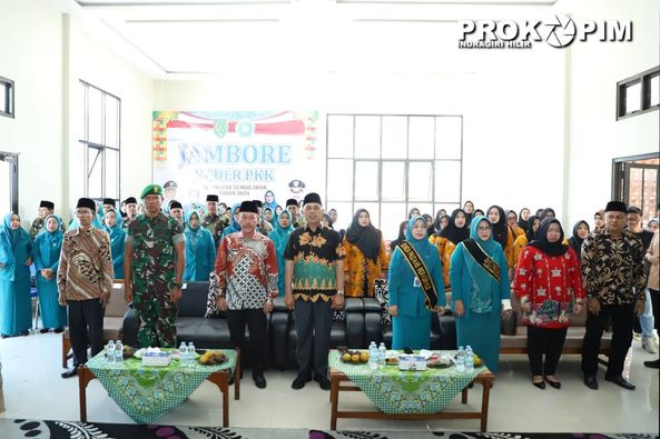Buka Jambore PKK Kec. Tembilahan, Pj Bupati Herman Sampaikan Capaian Penurunan Angka Stunting di Inhil