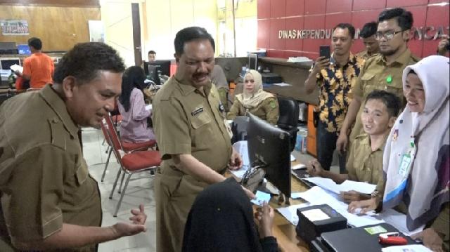 Sekda Inhil Tinjau 3 OPD Pelayanan Publik