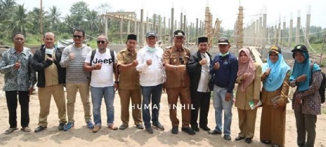 Wabup Inhil Tinjau Proses Pengerjaan UPT Puskesmas Sungai Raya