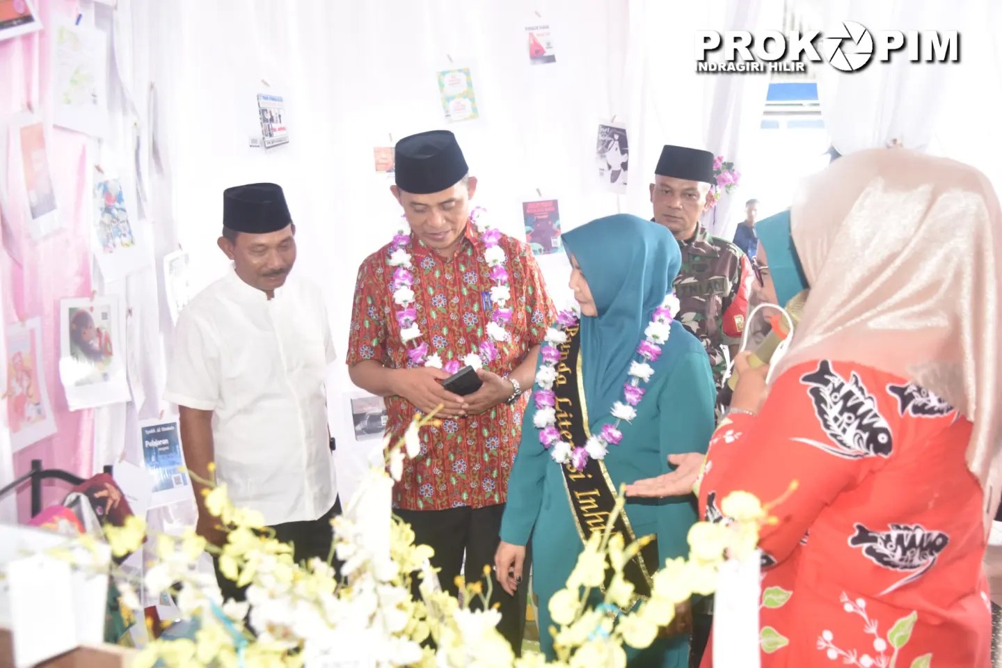 Komitmen Turunkan Angka Stunting, Pj Ketua TP PKK Inhil Kukuhkan Bunda Asuh Anak Stunting dan Bunda Literasi, Bunda PAUD  di Tanah Merah