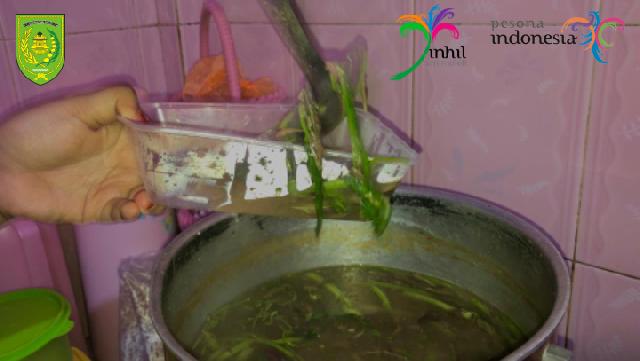 Proses Membuat Sempolet, Masakan Khas Melayu Inhil