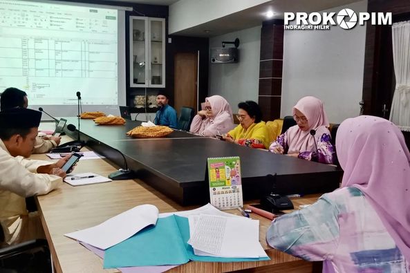 PJ Ketua TP PKK Inhil Ikut Rapat Sinkronisasi Data Stunting di Kediaman Bupati
