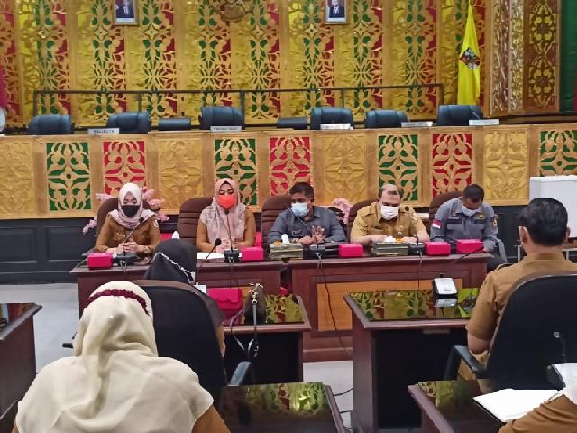 Sekretariat DPRD Pekanbaru Raih Penghargaan Arsip Terbaik