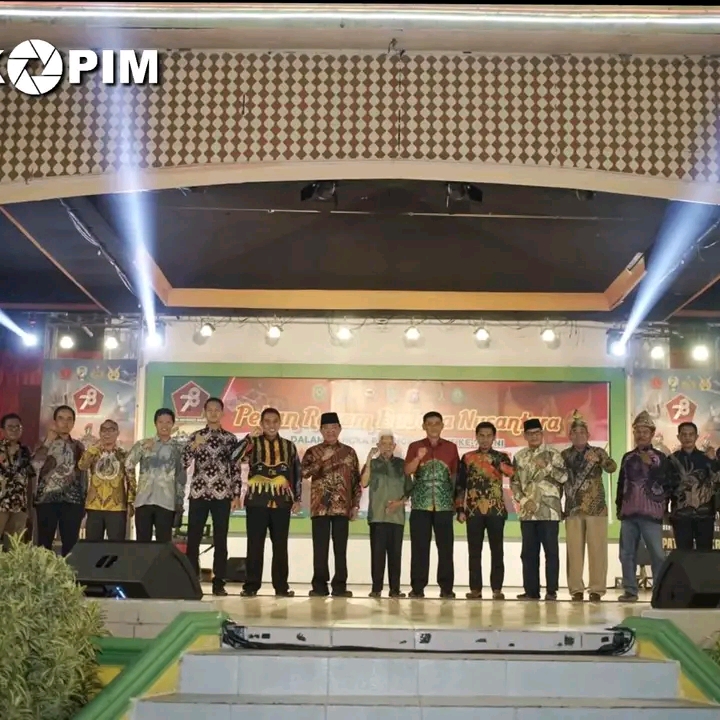 Bupati Resmi Membuka Pesta Ragam Budaya Nusantara dan Bazar